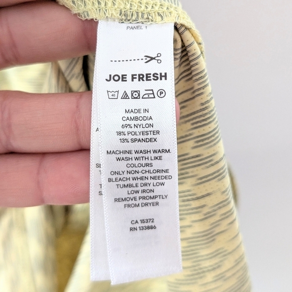 2/15$ Joe Fresh Women's Lightweight Active Yellow T-shirt ~ Size XL - Picture 7 of 8